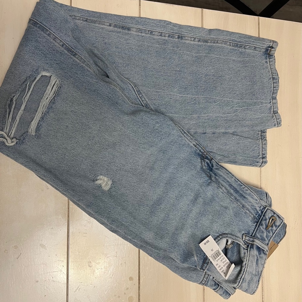 Pacsun Boyfriend Jeans brand new!! Tags still on! Size 27 & 28